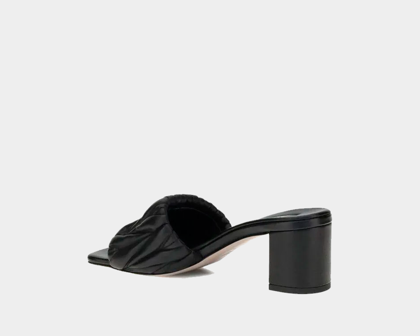 Slide Miumiu em couro napa matelassê